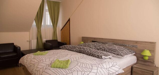 Bartók Tér Panzió Eger szoba belső